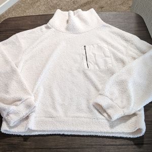 Wallflower Women's Pull-Over